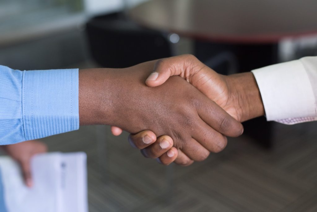 Agences ou Freelance : Avantages et Inconvénients